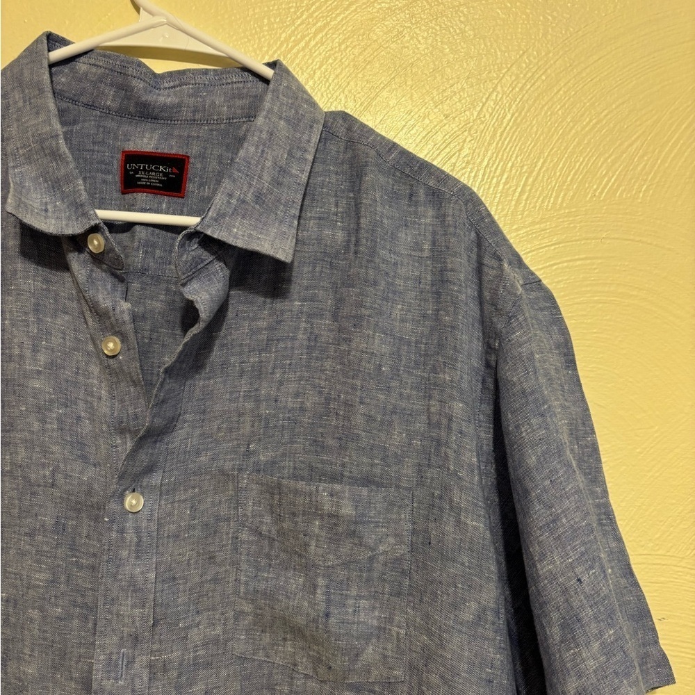 UNTUCKit Light Blue Casual Button-Down Shirt - Picture 5 of 7